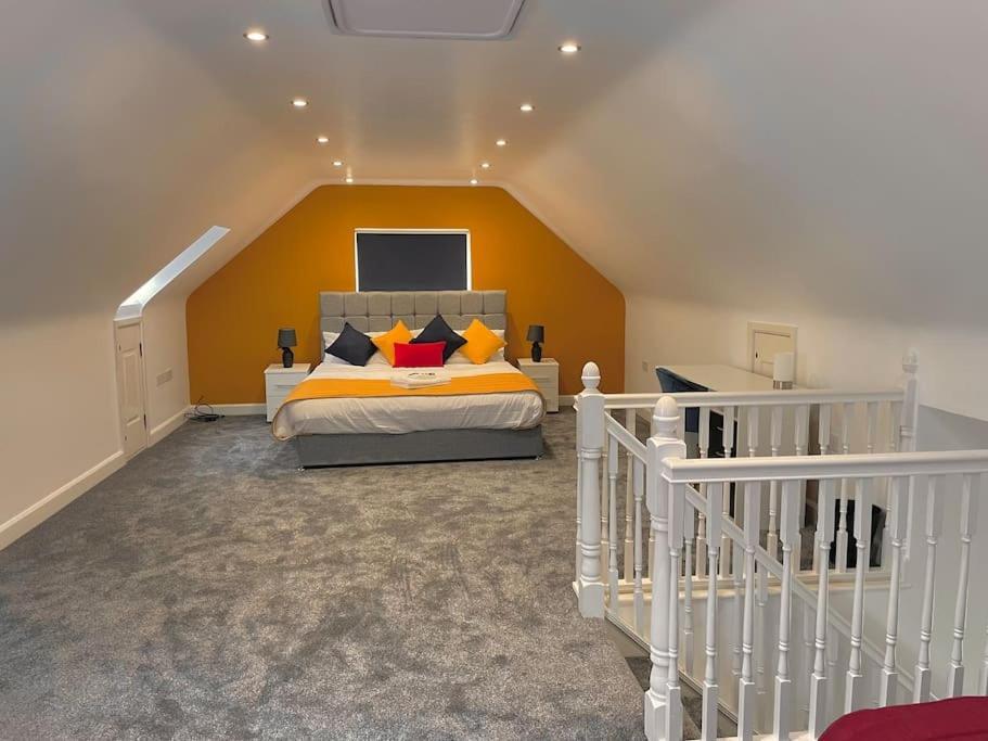 The Woodlands, Shortstay, Ideal For Families, Relocation, Contractors, Travel Stay Horley Exterior foto